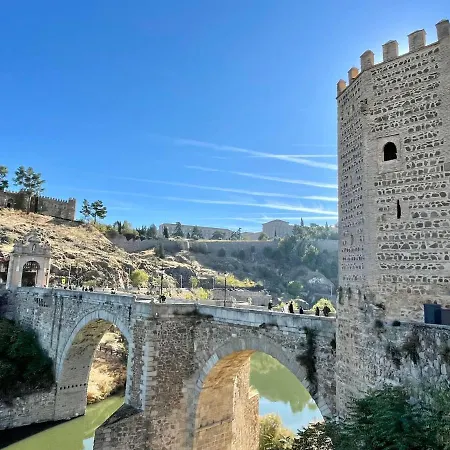 Duplex Catedral Con Parking Gratis *