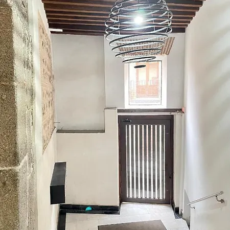 Duplex Catedral Con Parking Gratis
