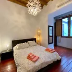 Duplex Catedral Con Parking Gratis *