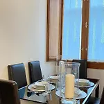 Duplex Catedral Con Parking Gratis *