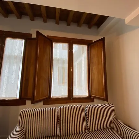 Duplex Catedral Con Parking Gratis * טולדו