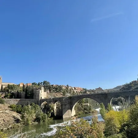 Duplex Catedral Con Parking Gratis דירה טולדו