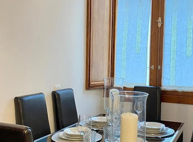 Duplex Catedral Con Parking Gratis *